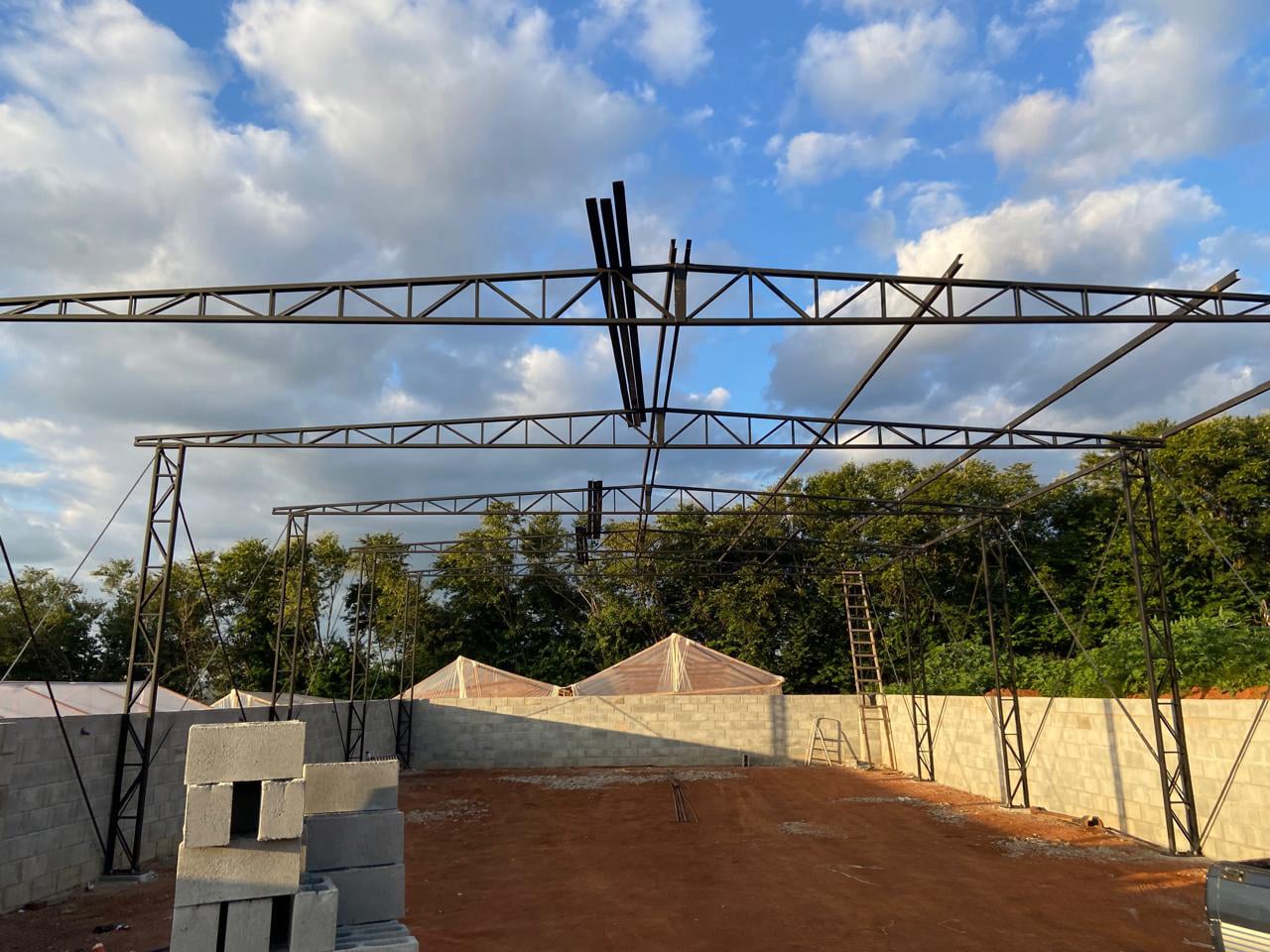 estruturas metalicas e serralheria em jarinu e regiao